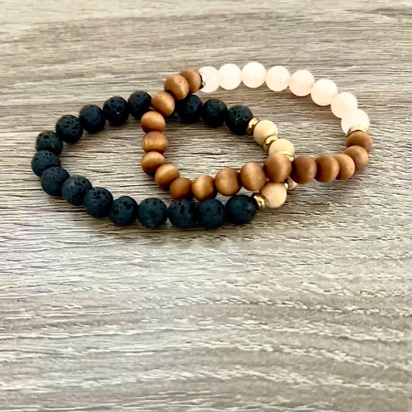 Jewelry - Bracelet Set- Black/Tan Pink/Brown Beaded Bracelets.
